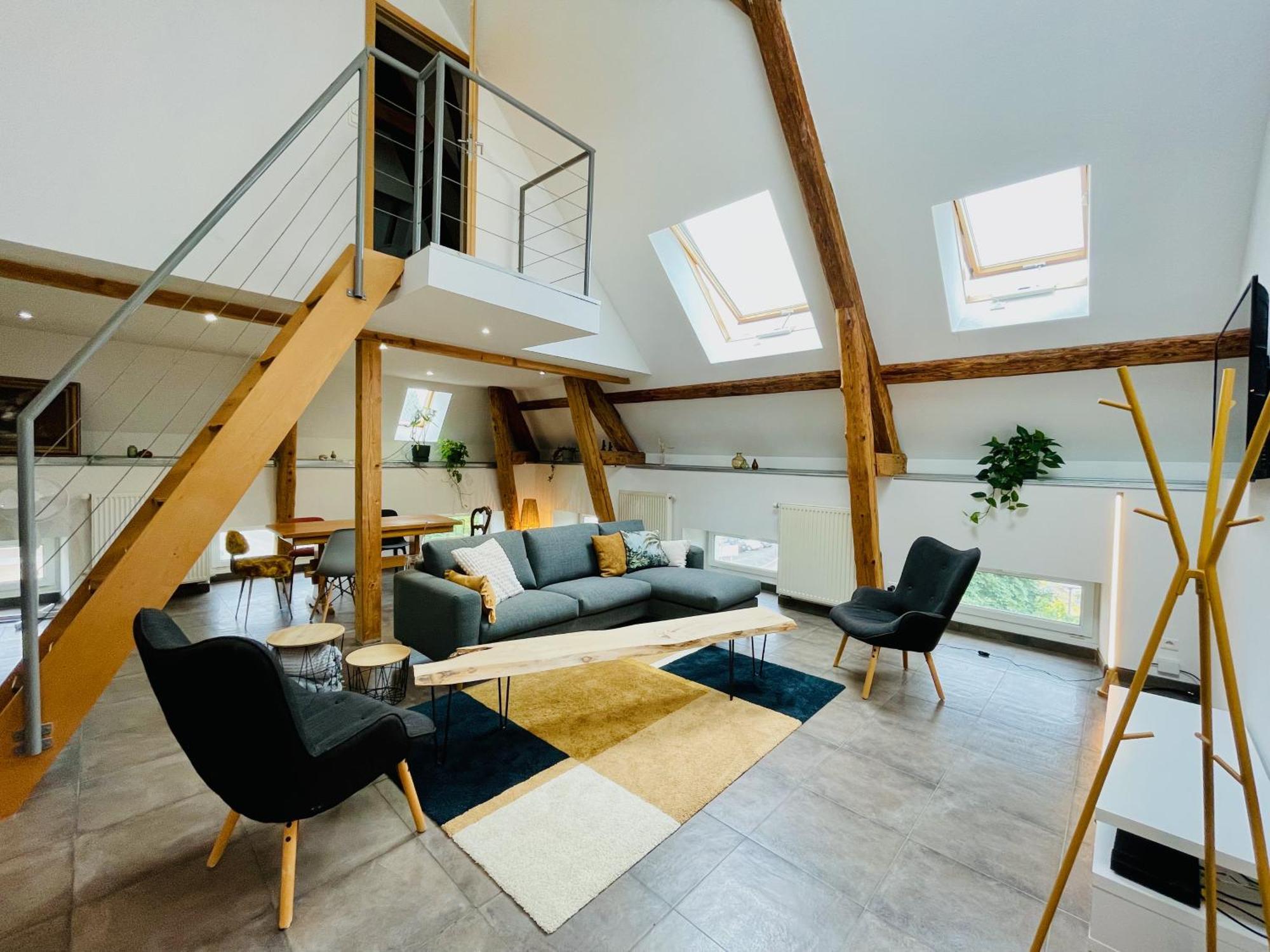 Duplex + Parking Gratuit Facile Apartment Sainte-Suzanne  Exterior photo